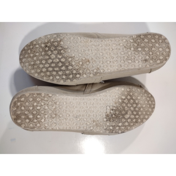 Toms "Giving Embroidered Globe" canvas slip ons - Picture 11 of 11